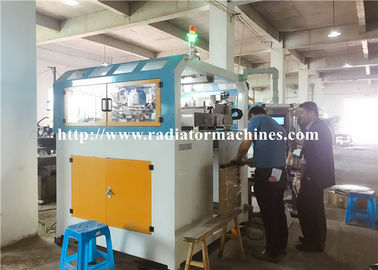 4 bên tản nhiệt bể nhựa Máy uốn tóc thủy lực và khí nén