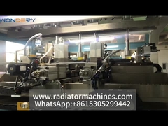 Một máy chắt bình nhựa tản nhiệt đang được thử nghiệm